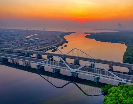 Sunrise walks bring calm to city dwellers