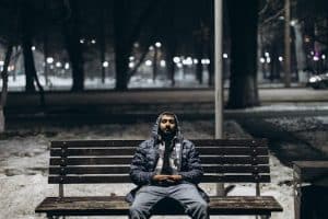 How to Make Friends While Traveling Alone